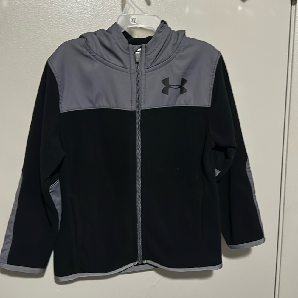 Size 4 boys zip up jacket